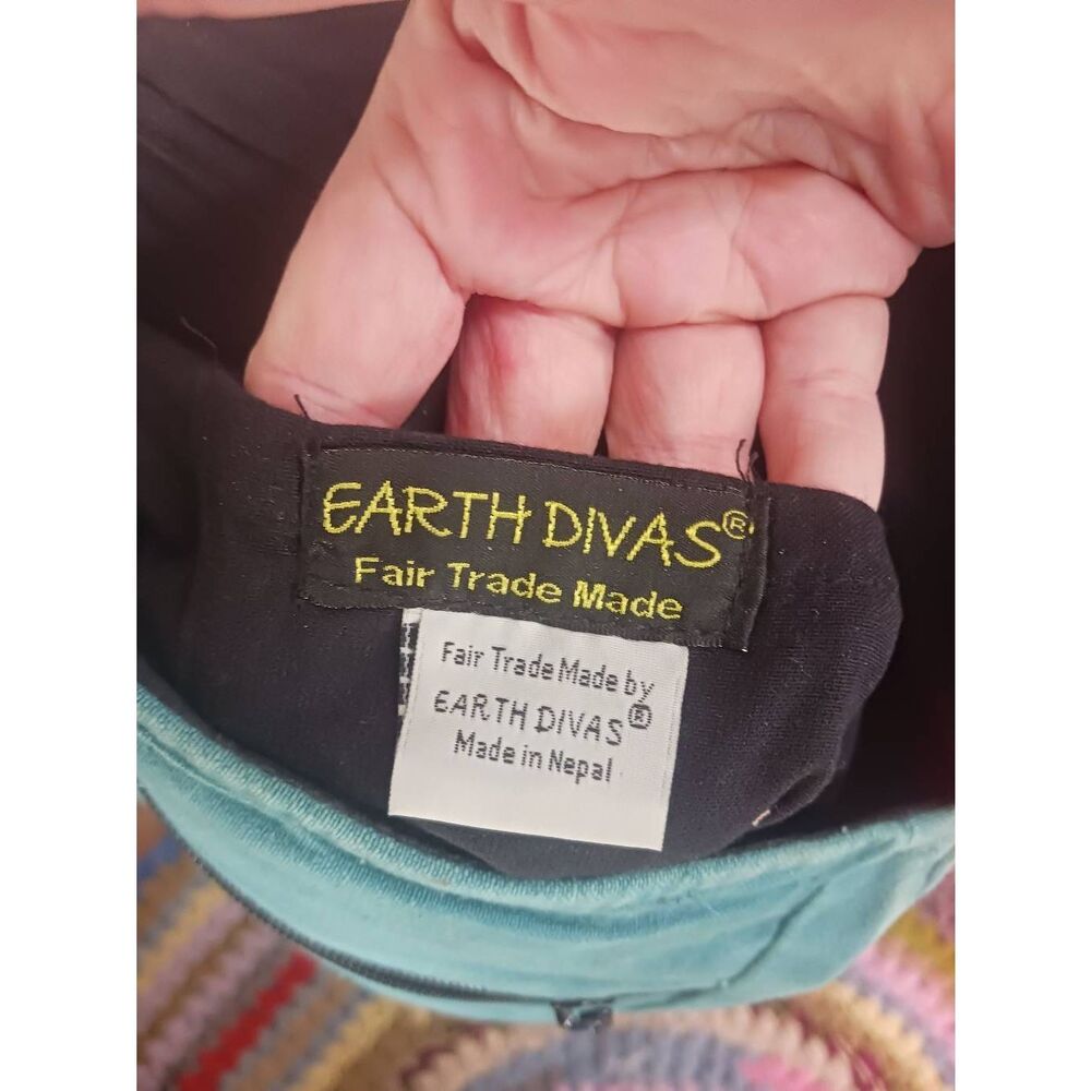 Earth Divas Patchwork Adjustable Crossbody - image 4